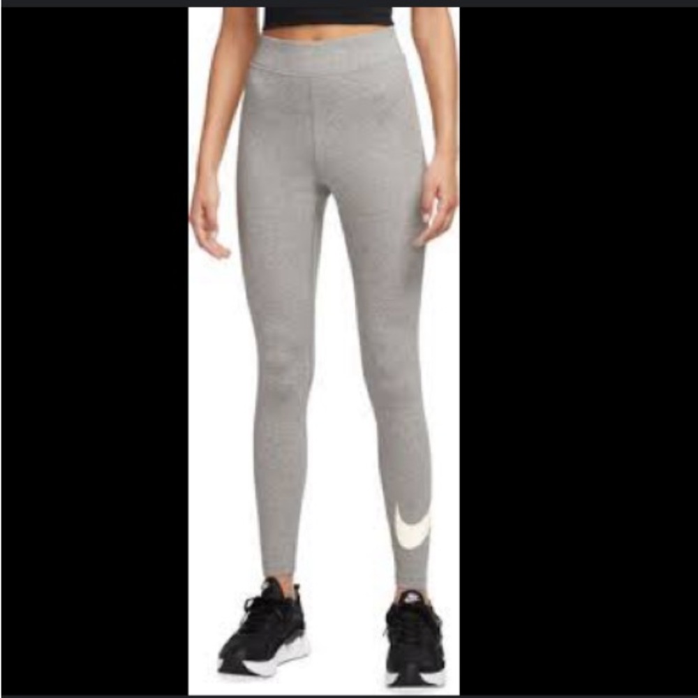 NIKE Sportswear Classics High Waist Womens Leggings | S